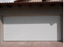Kaputechnika 5000 x2000mm-es 4 cm szigetelésű szekcionált garázskapu fehér keskeny vagy széles bordás +Starset MOTOR 2db távirányító